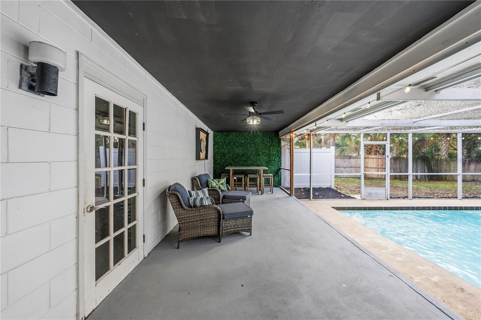 Image 45 of 64 For 1002 Pine Tree Drive