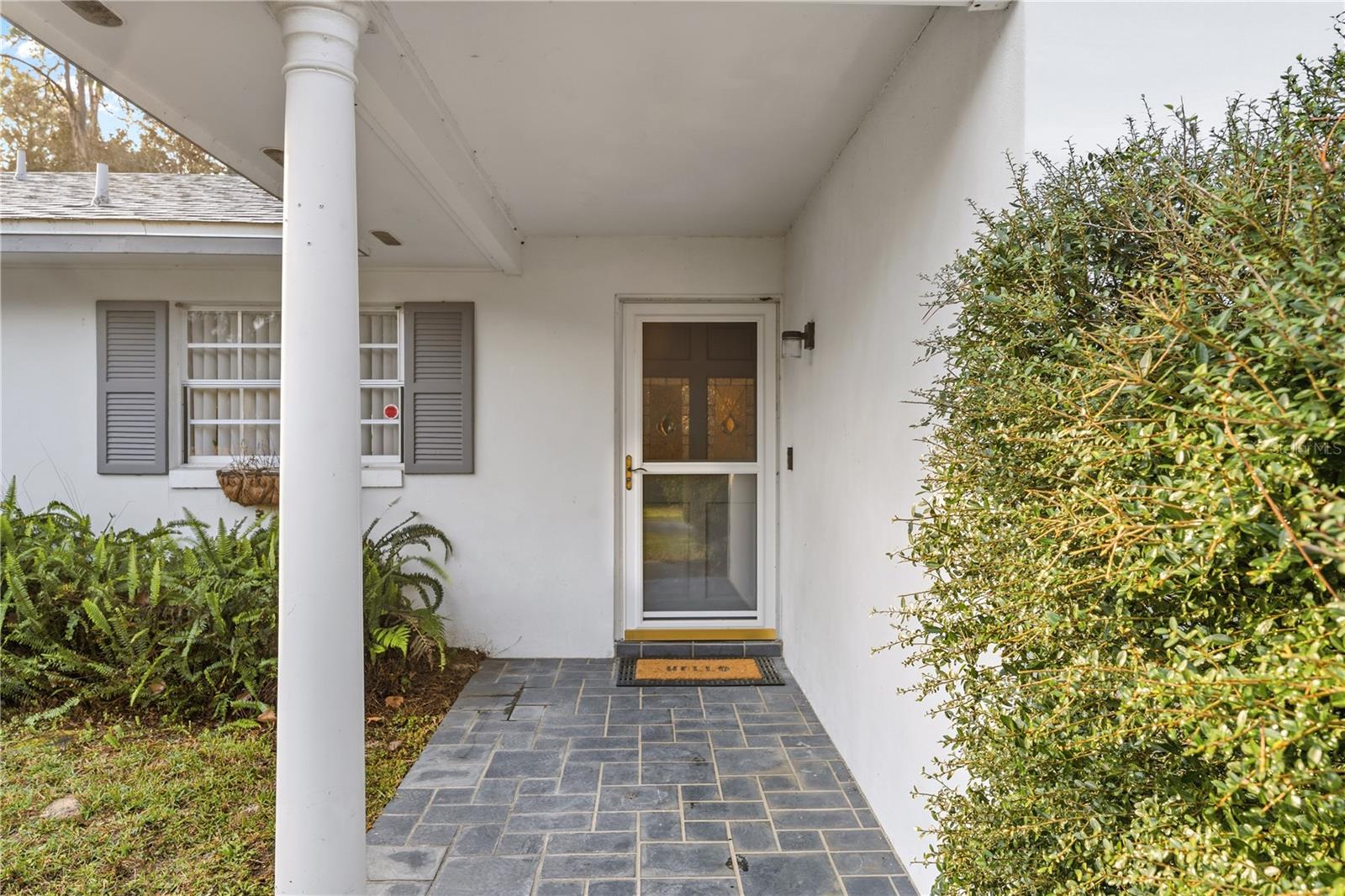 Image 5 of 64 For 1002 Pine Tree Drive