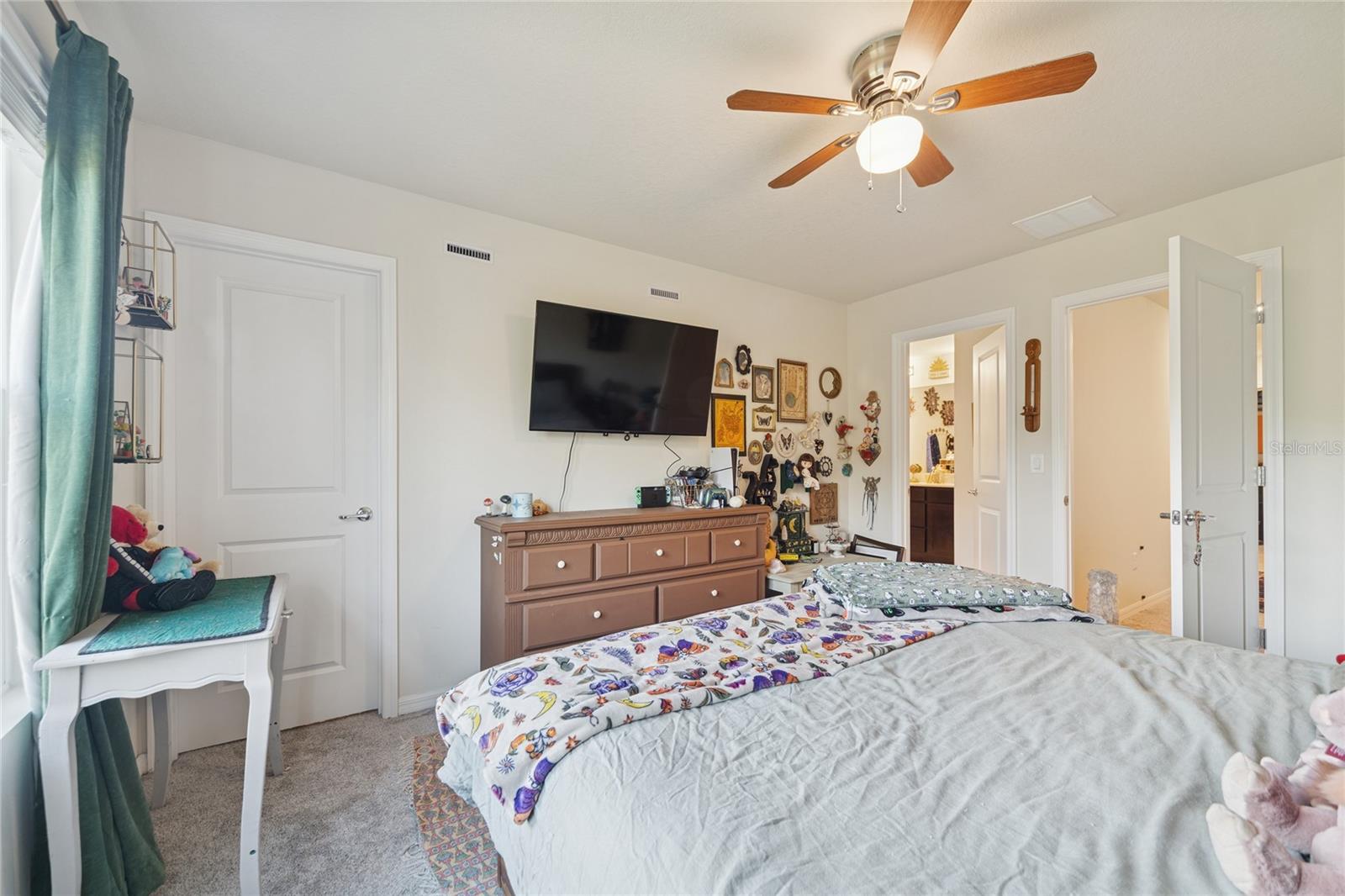 Image 14 of 23 For 4705 Sparkling Shell Avenue