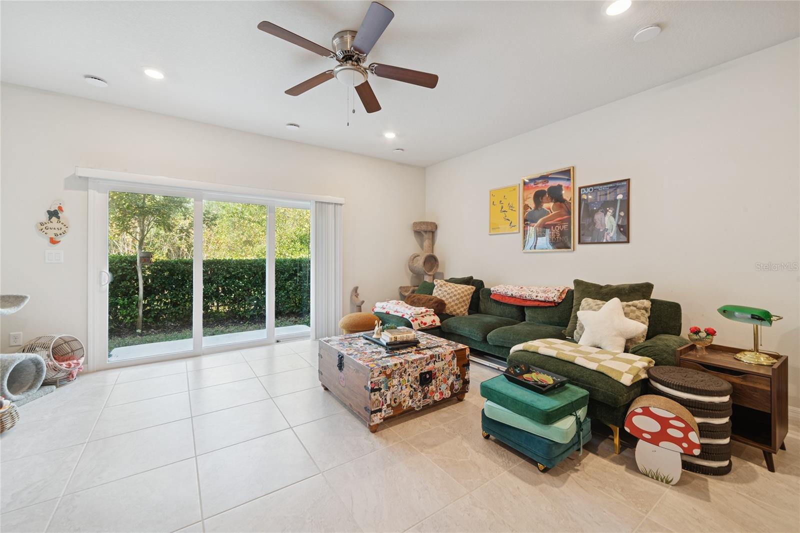 Image 5 of 23 For 4705 Sparkling Shell Avenue