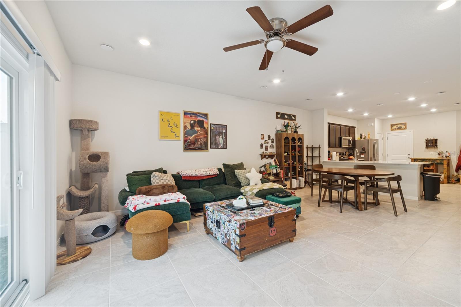 Image 6 of 23 For 4705 Sparkling Shell Avenue