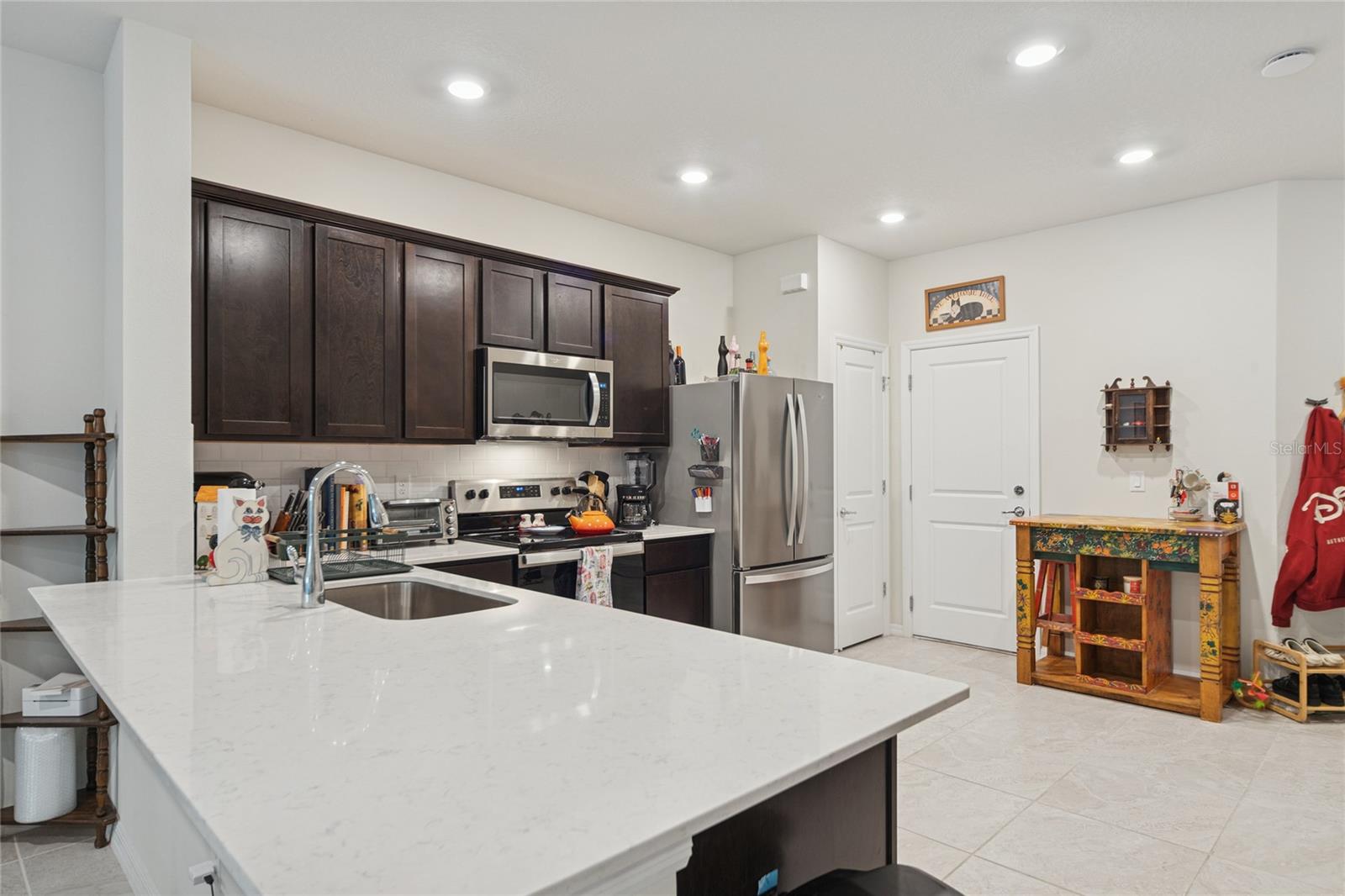 Image 9 of 23 For 4705 Sparkling Shell Avenue