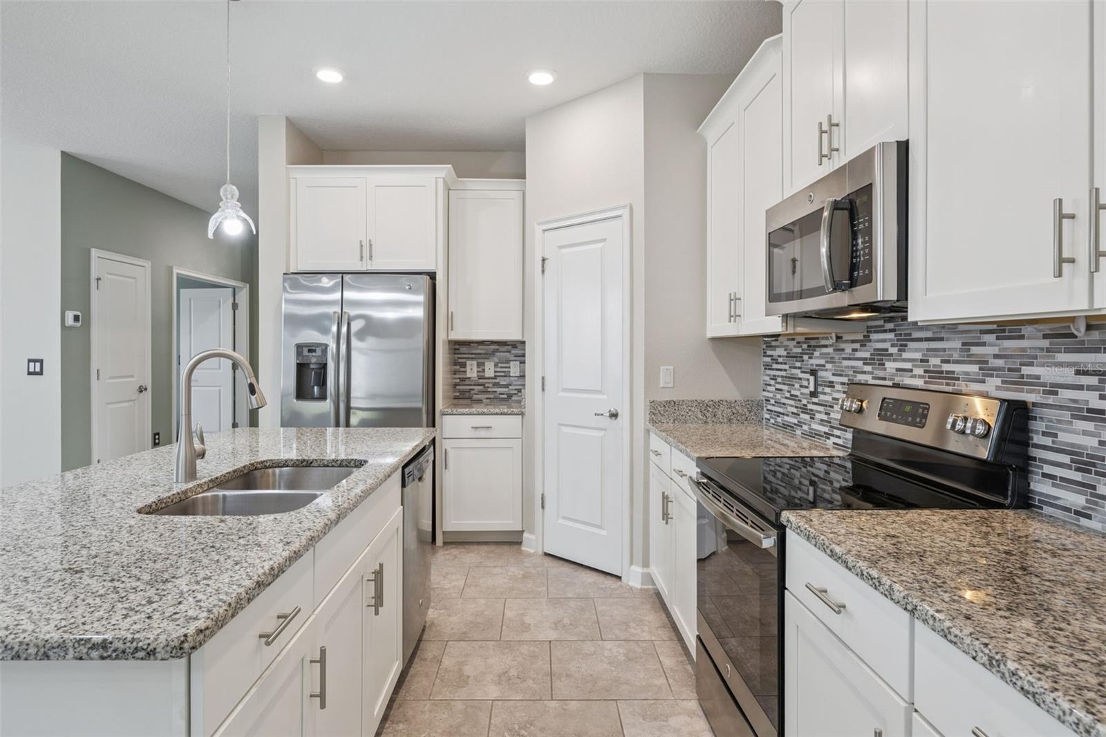 Image 7 of 46 For 3464 Embers Lane