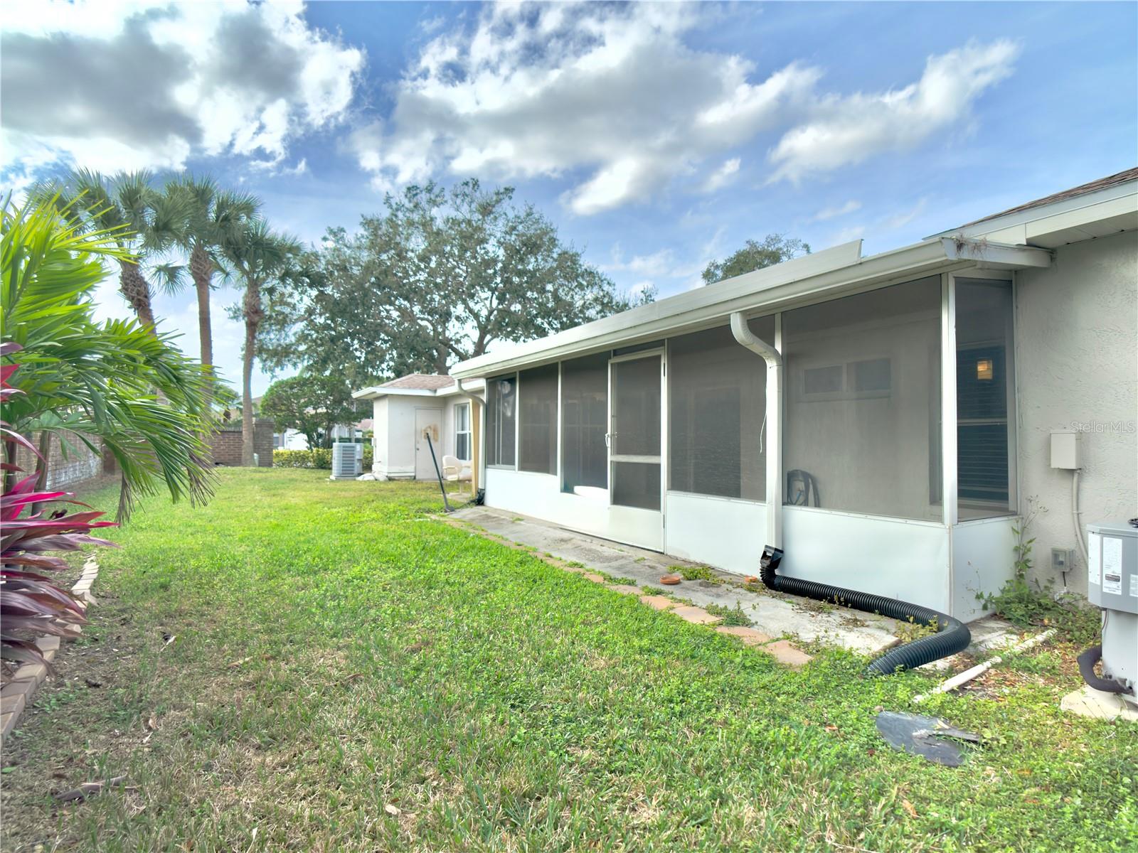 Image 6 of 15 For 1357 Lucaya Circle