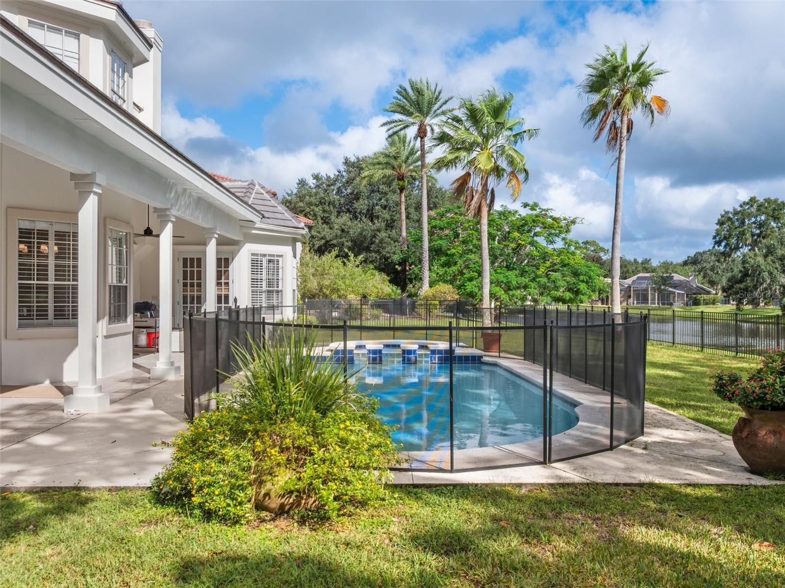 Image 33 of 39 For 10509 Cromwell Grove Terrace