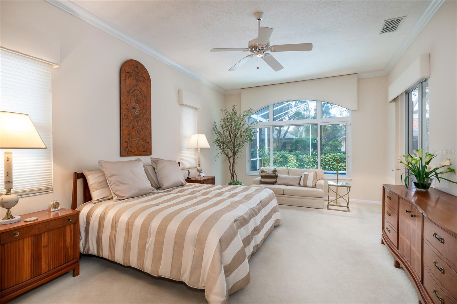 Image 13 of 46 For 5273 Shoreline Circle