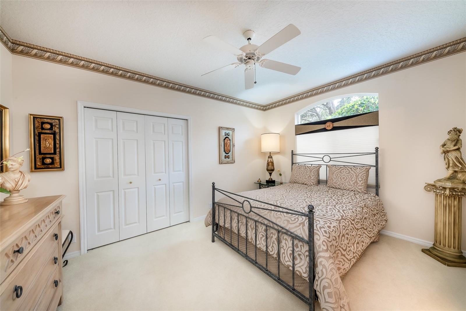 Image 26 of 46 For 5273 Shoreline Circle