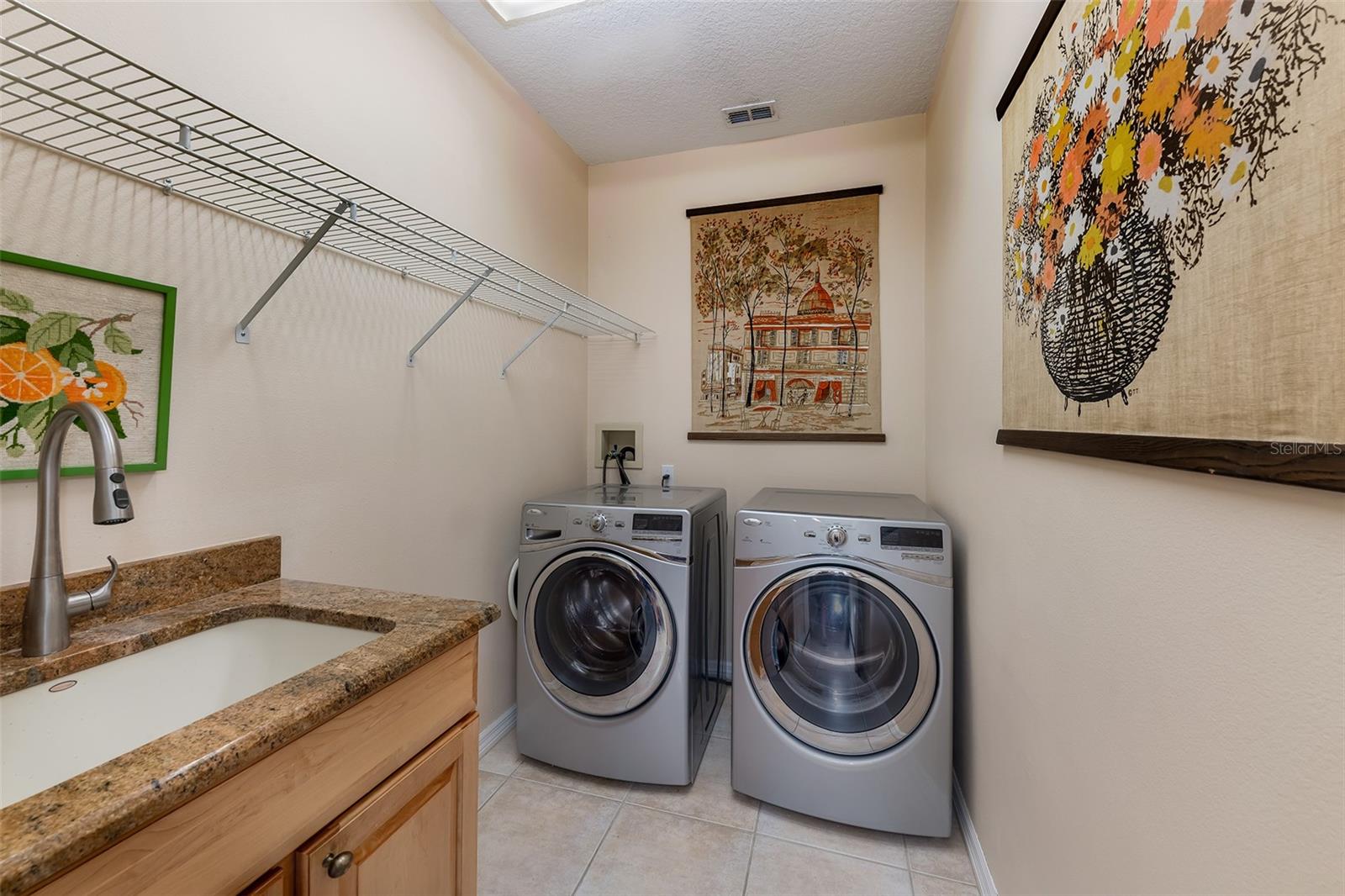 Image 33 of 46 For 5273 Shoreline Circle