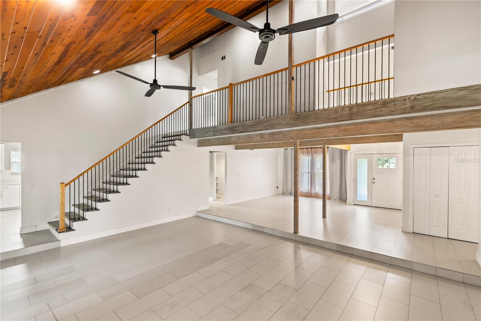 Image 17 of 36 For 4951 Courtland Loop