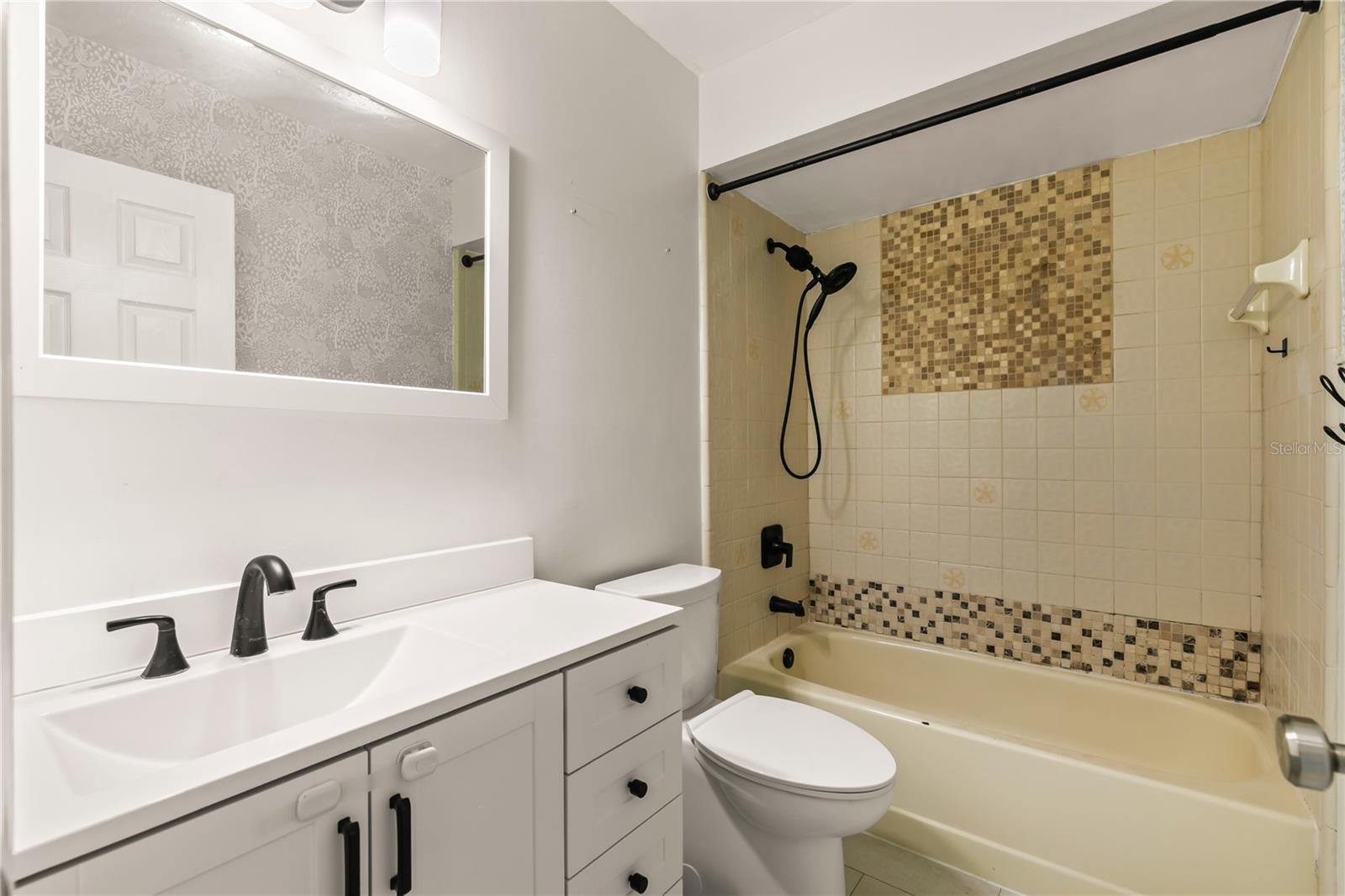 Image 22 of 36 For 4951 Courtland Loop