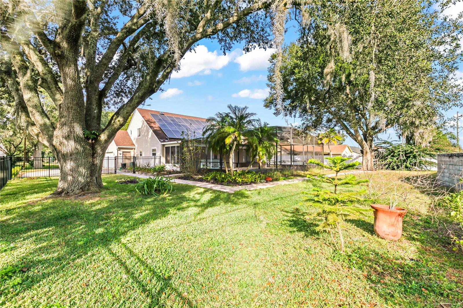 Image 27 of 36 For 4951 Courtland Loop