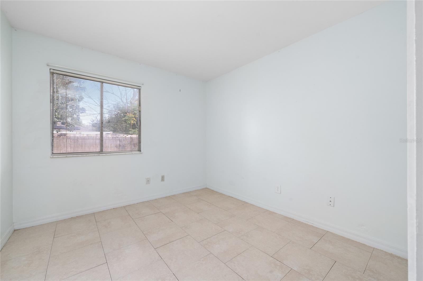 Image 13 of 25 For 245 Moonbeam Road