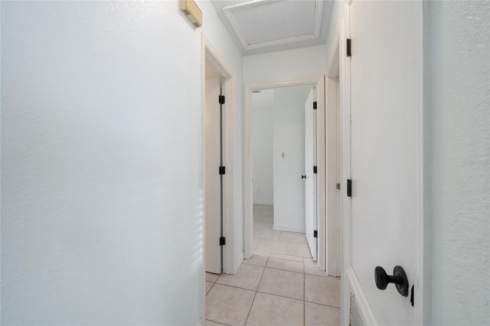 Image 8 of 25 For 245 Moonbeam Road