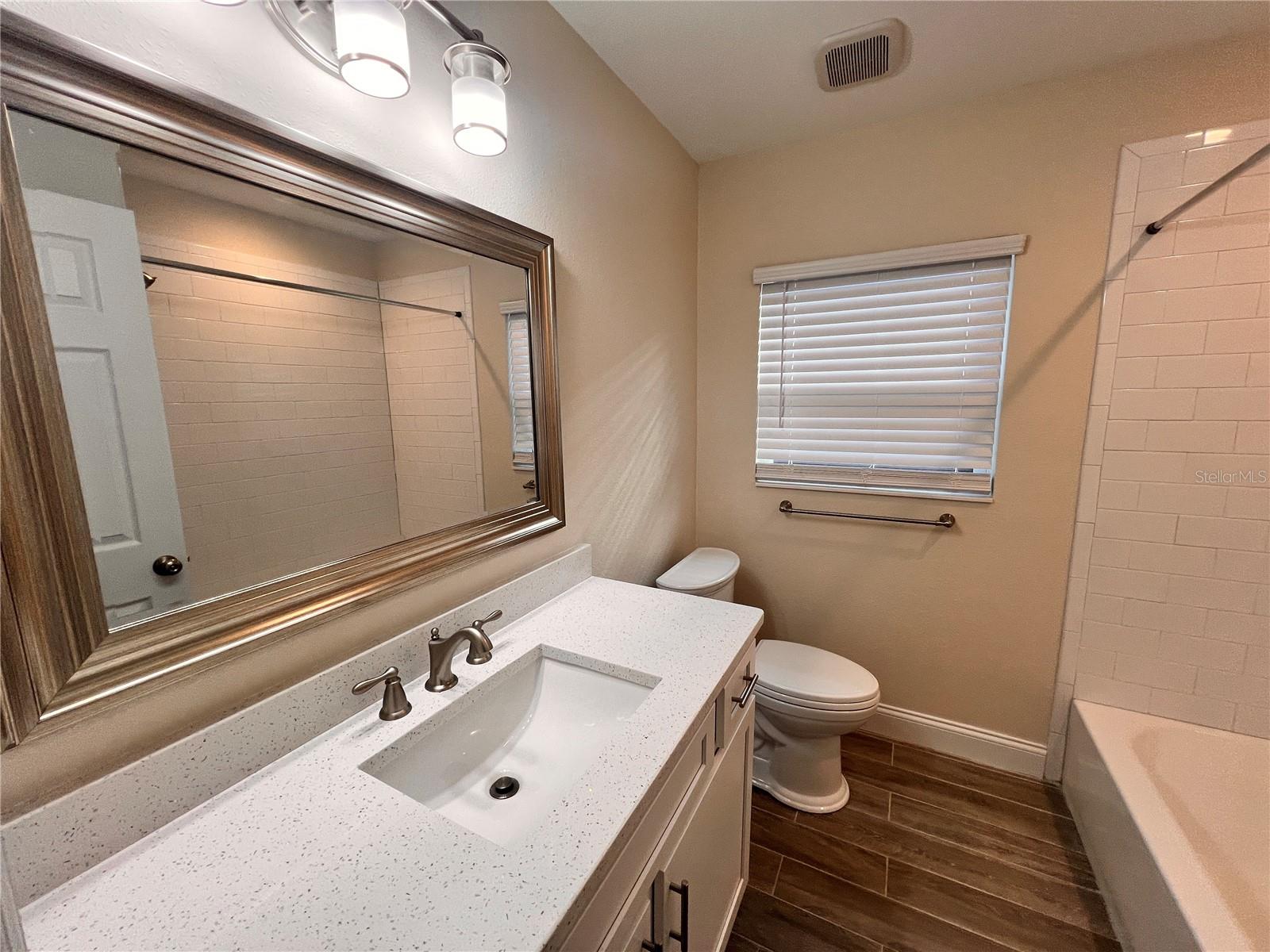 Image 6 of 11 For 2408 Formosa Avenue