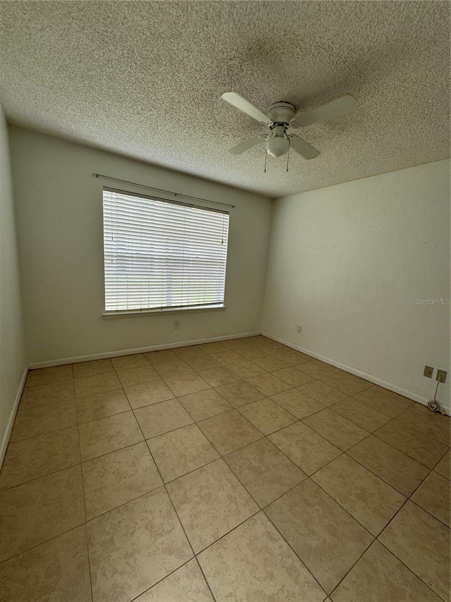 Image 15 of 22 For 4401 Thornbriar Lane 102