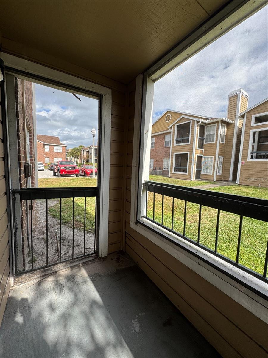 Image 21 of 22 For 4401 Thornbriar Lane 102