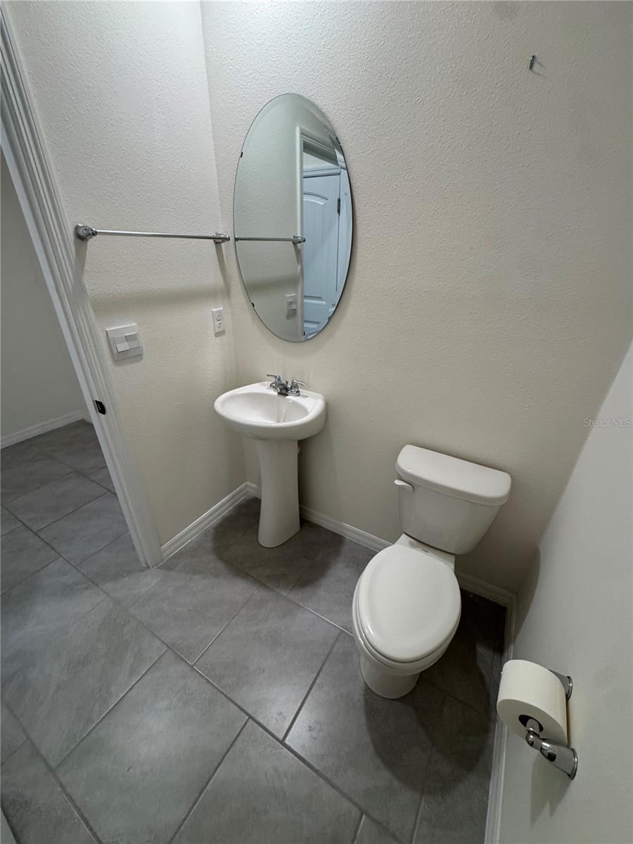 Image 17 of 48 For 12063 Holystone Street