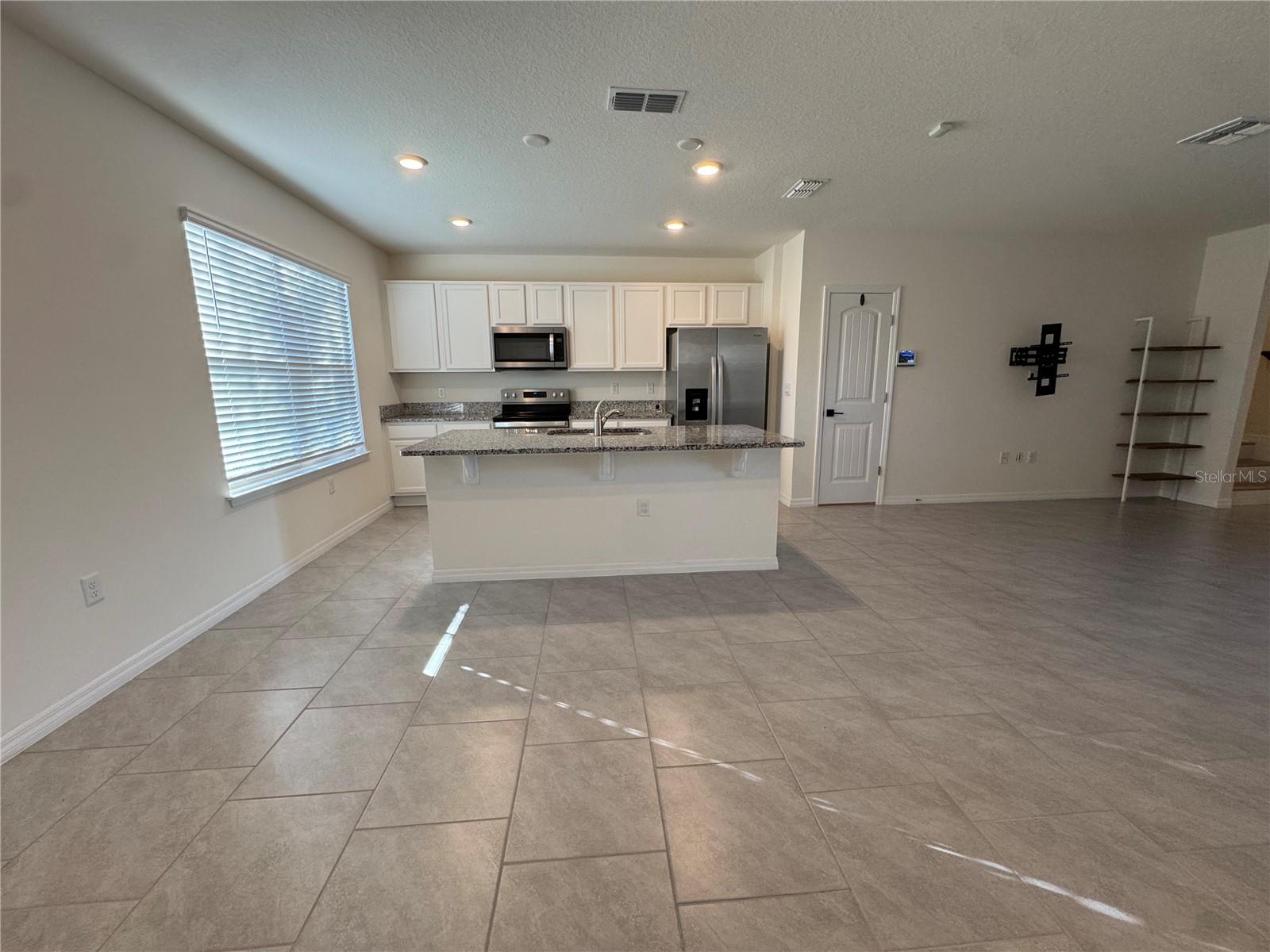 Image 7 of 48 For 12063 Holystone Street