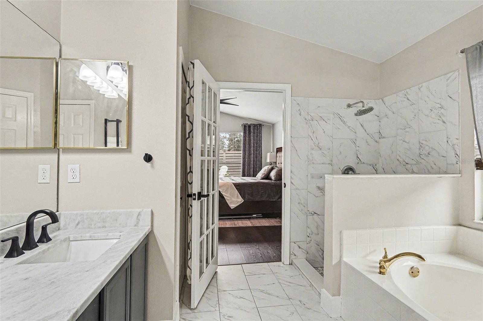 Image 12 of 23 For 4040 Forest Island Drive