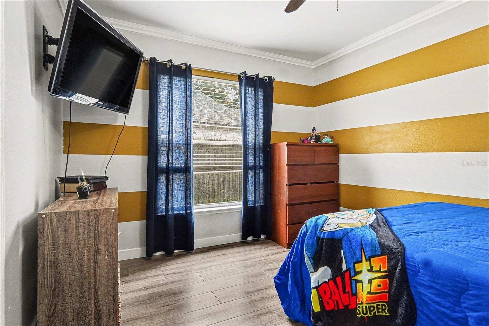 Image 14 of 23 For 4040 Forest Island Drive