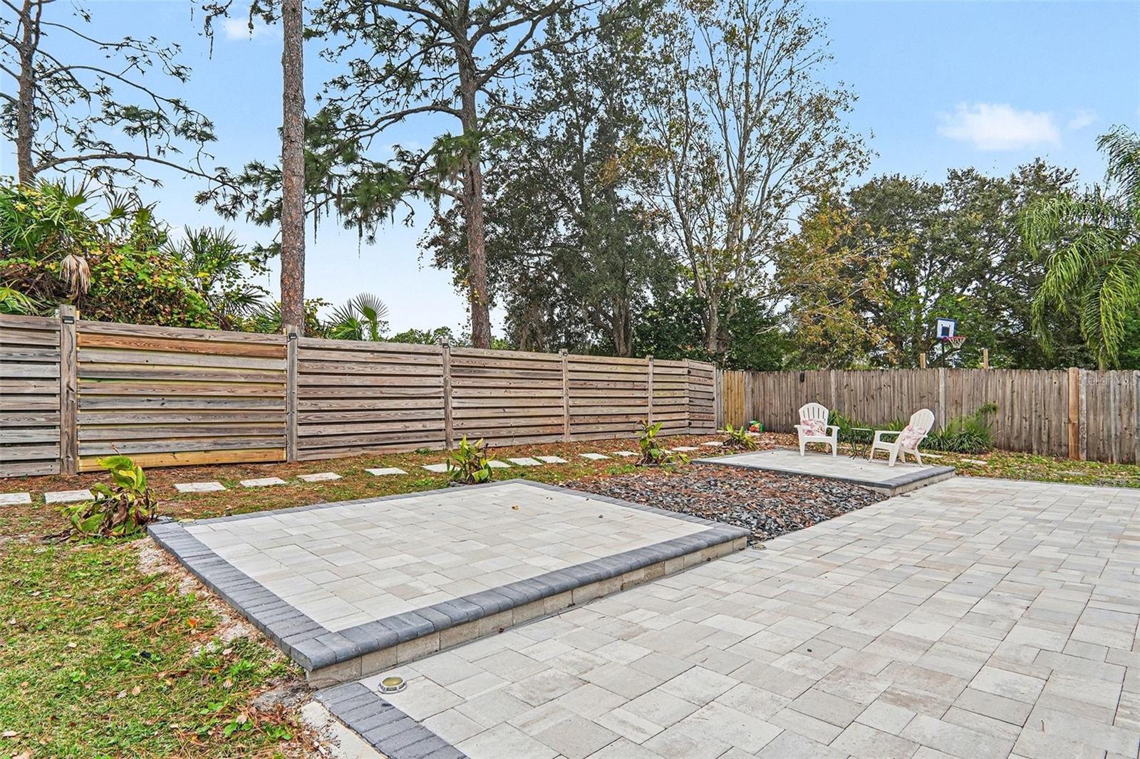 Image 20 of 23 For 4040 Forest Island Drive