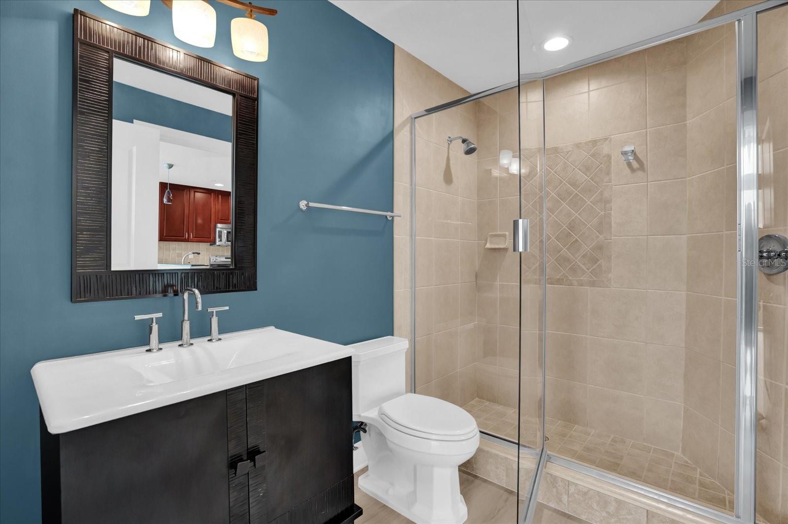 Image 16 of 38 For 101 Eola Drive 802