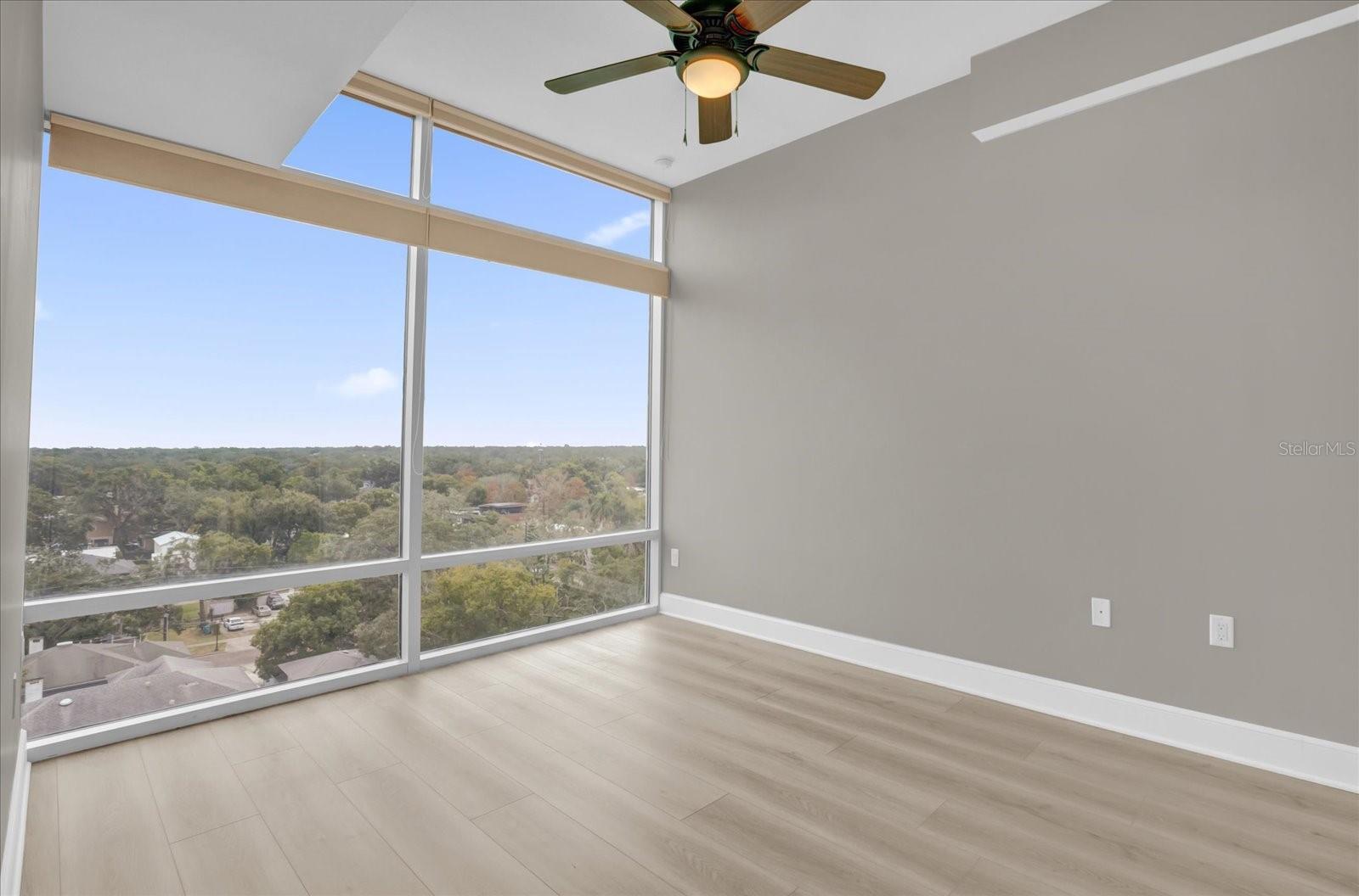 Image 18 of 38 For 101 Eola Drive 802