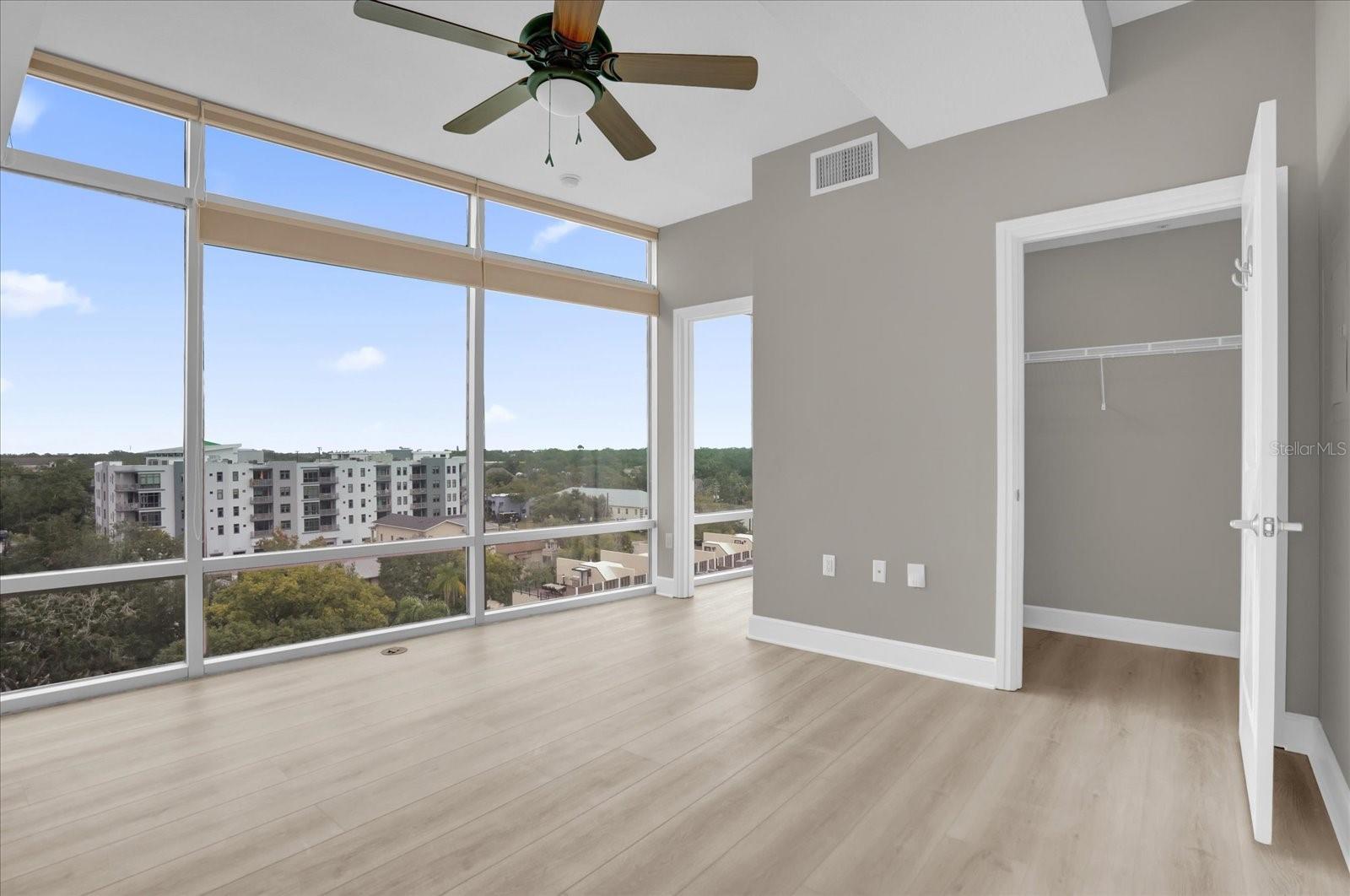 Image 21 of 38 For 101 Eola Drive 802