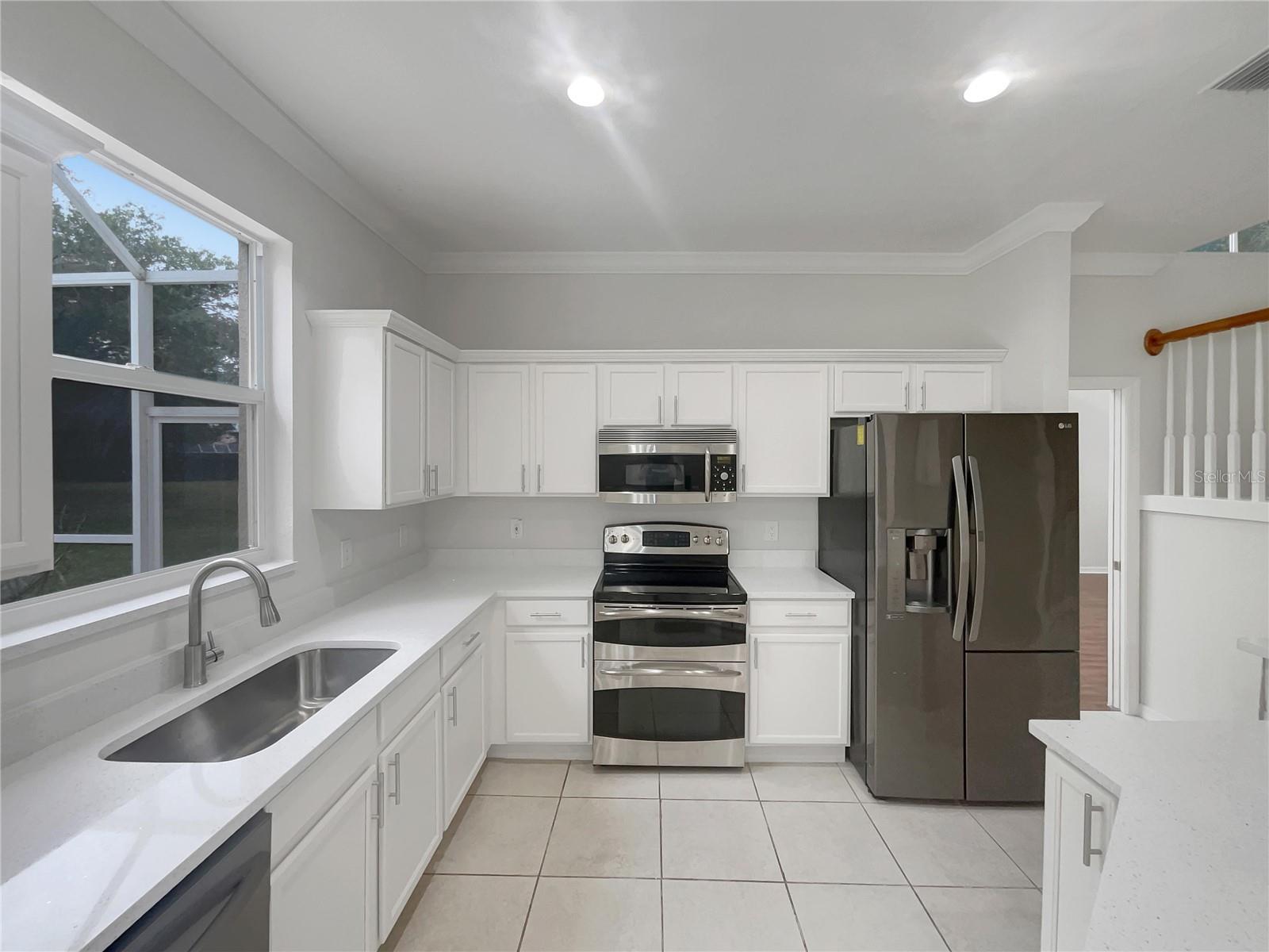 Listing photo id 7 for 18105 Regents Square Drive