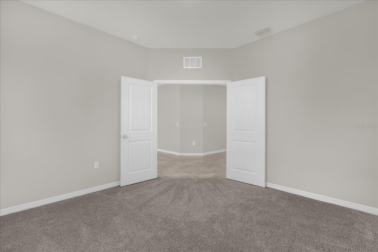 Image 18 of 33 For 5268 48th Place