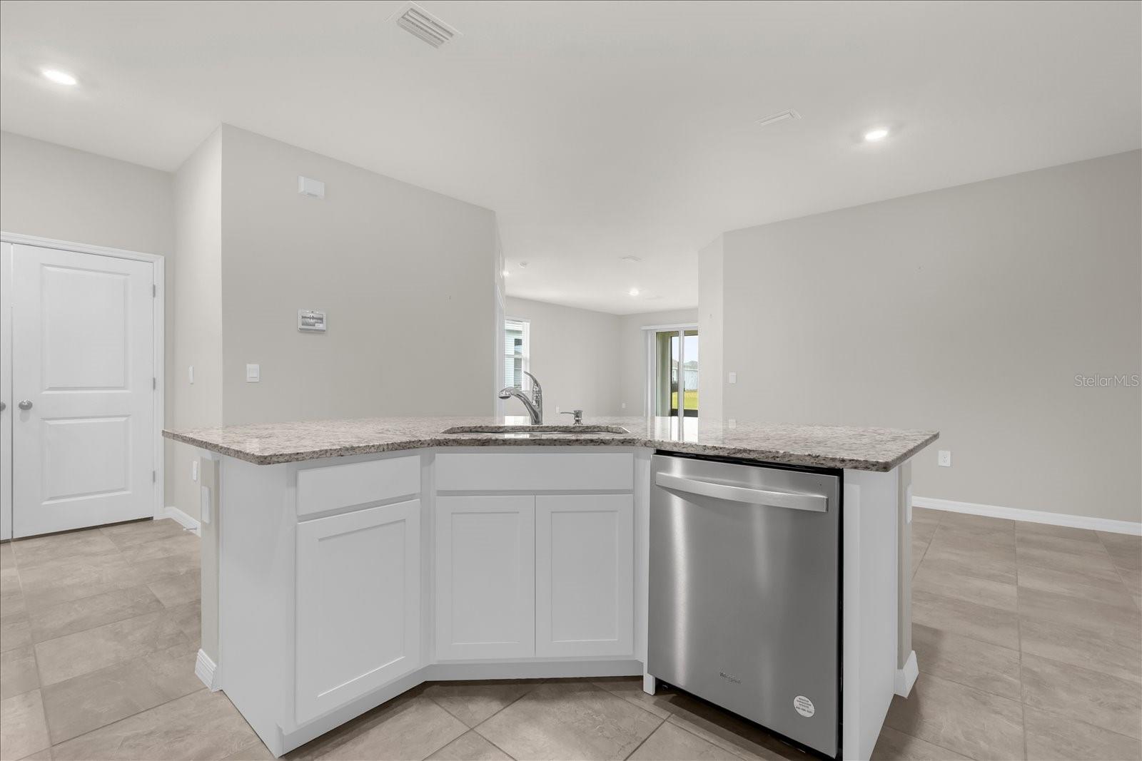 Image 8 of 33 For 5268 48th Place