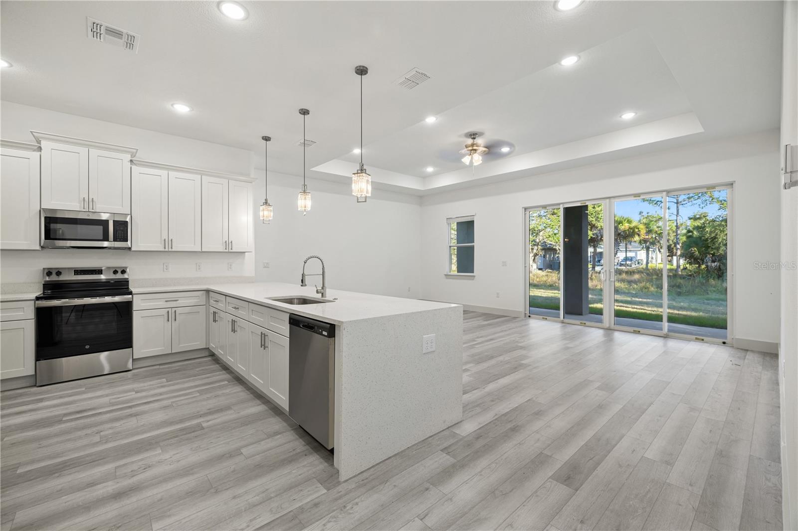 Image 23 of 38 For 5210 Redwood Terrace