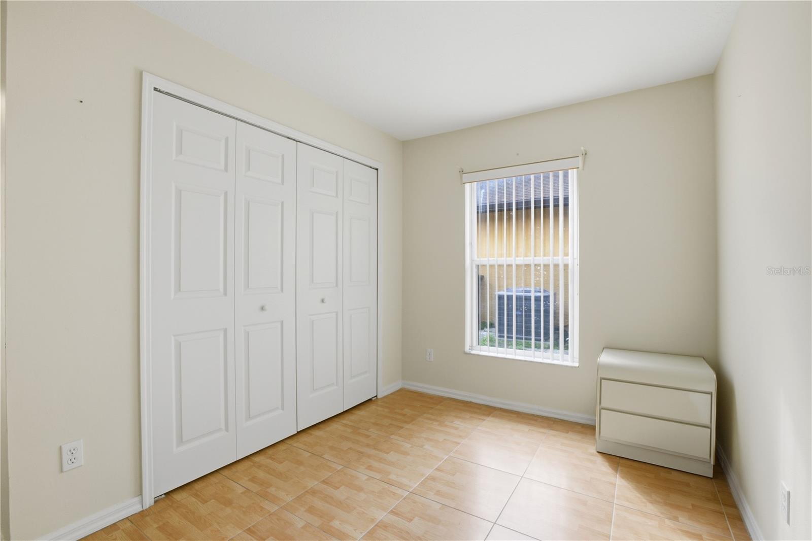 Image 13 of 17 For 2442 Island Club Way