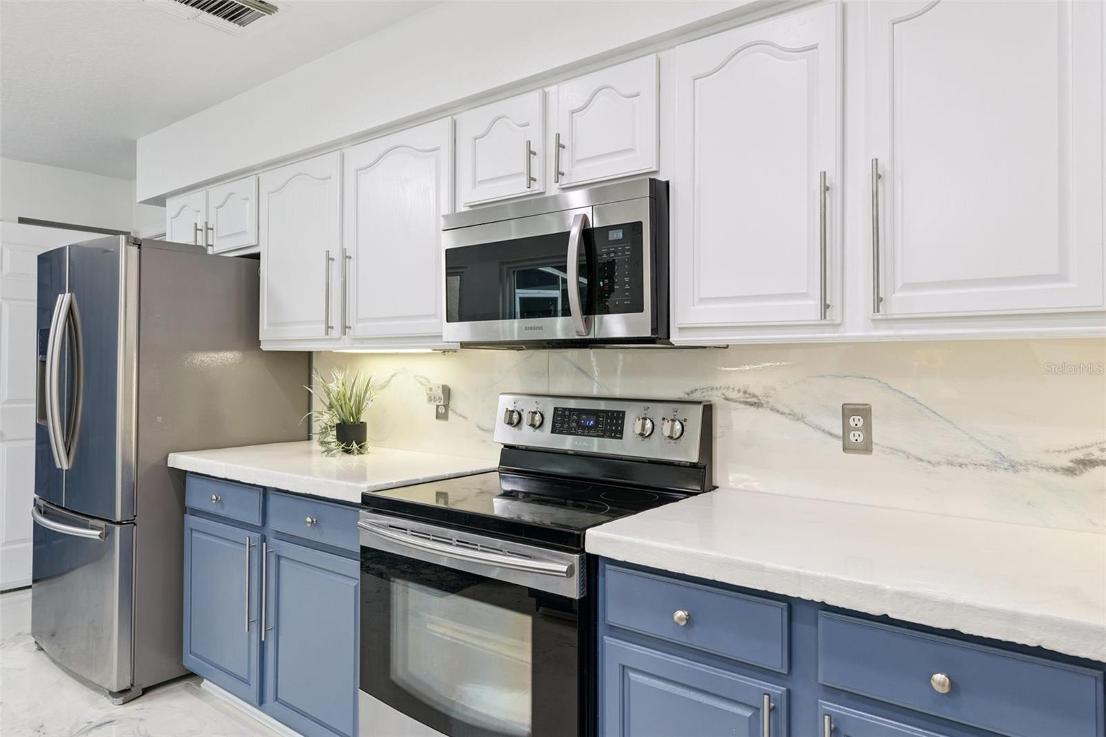 Image 12 of 36 For 7578 Somerset Shores Court