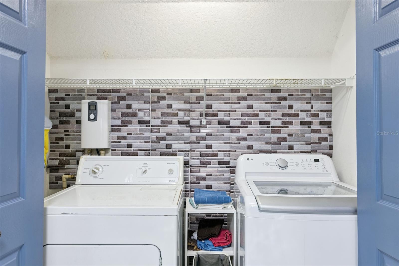 Image 14 of 36 For 7578 Somerset Shores Court