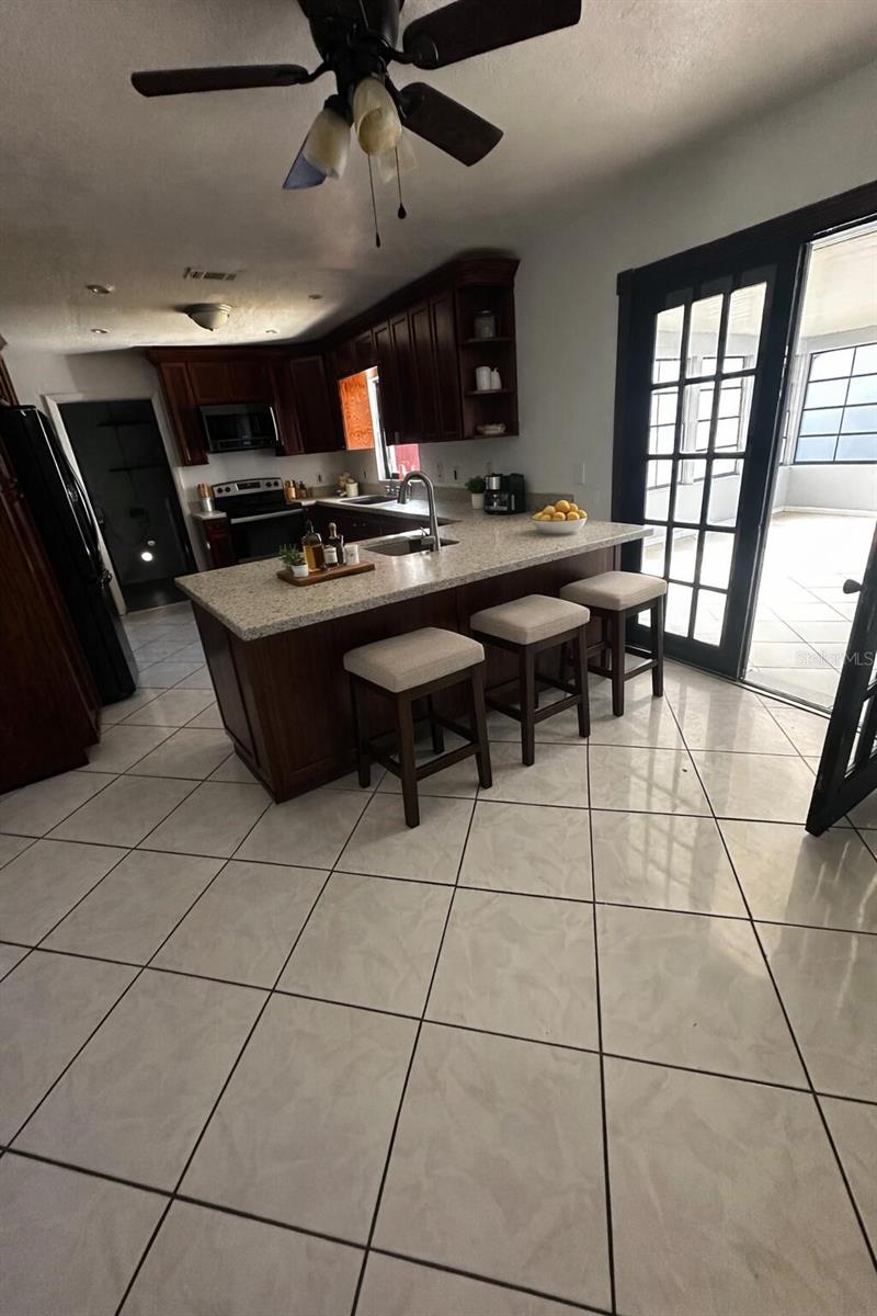 Image 4 of 16 For 5020 Pine Street