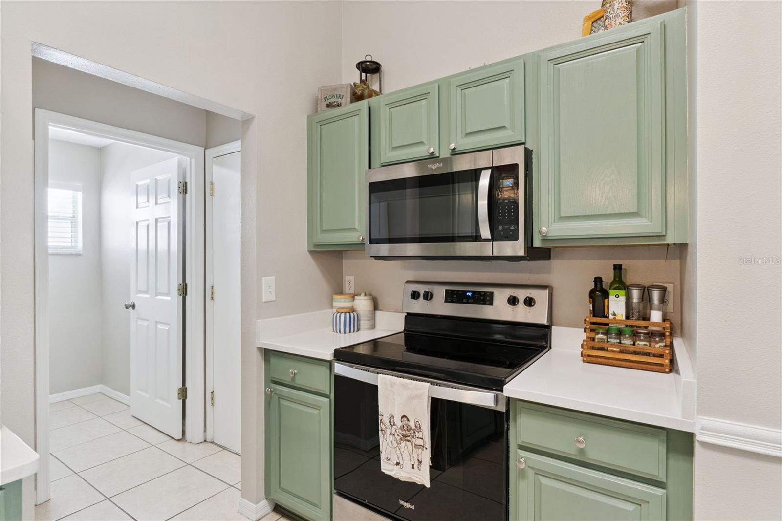 Image 14 of 38 For 1405 Black Willow Trail