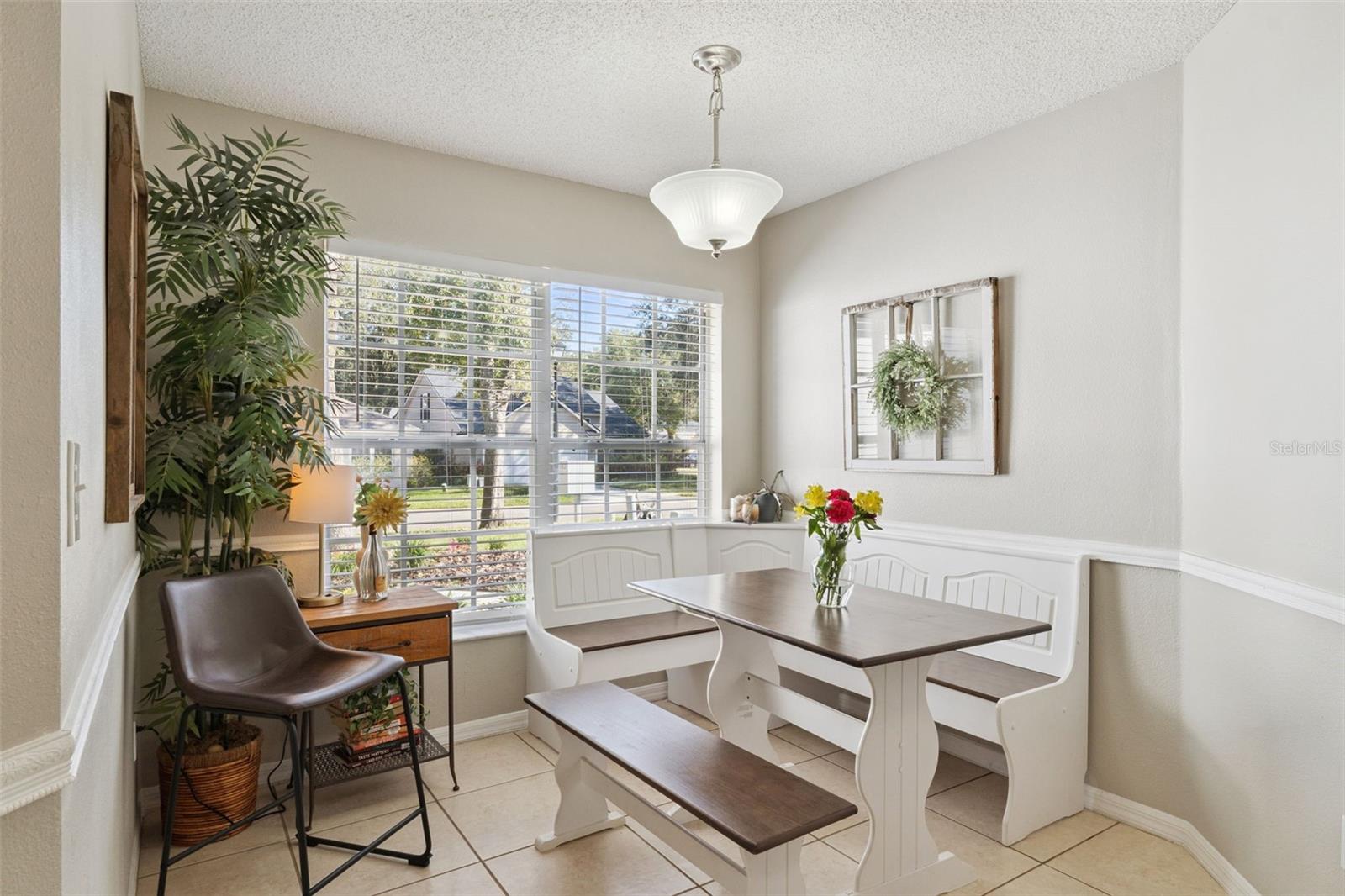 Image 17 of 38 For 1405 Black Willow Trail