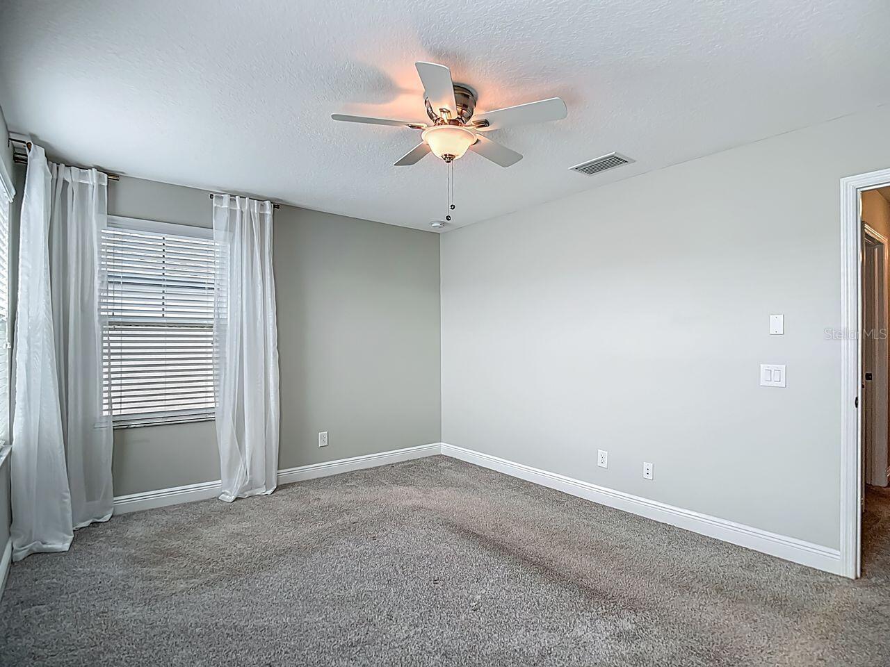 Image 41 of 60 For 12538 Rangeland Boulevard