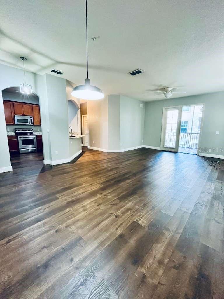 Image 11 of 26 For 3311 Whitestone Circle 206