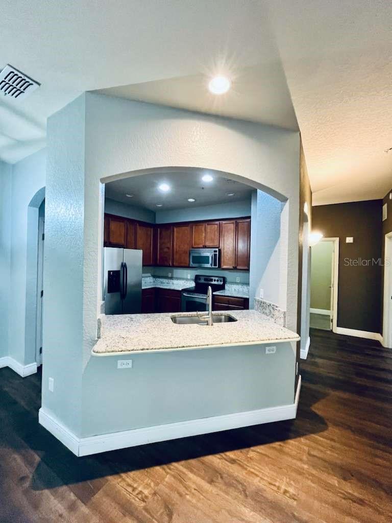 Image 4 of 26 For 3311 Whitestone Circle 206