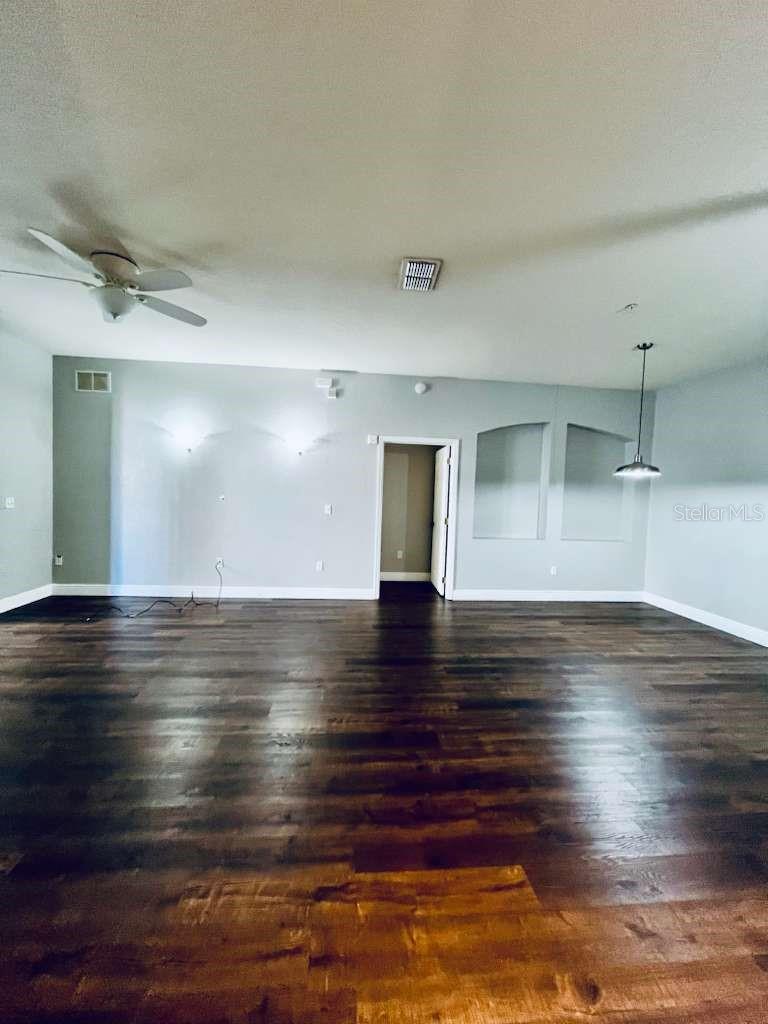 Image 9 of 26 For 3311 Whitestone Circle 206