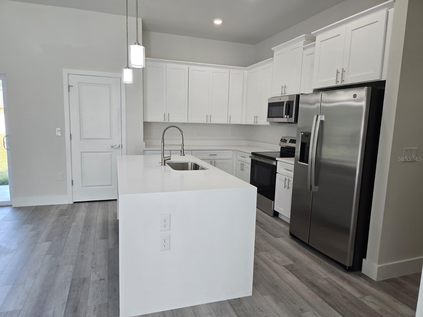 Image 6 of 29 For 5244 Redwood Terrace