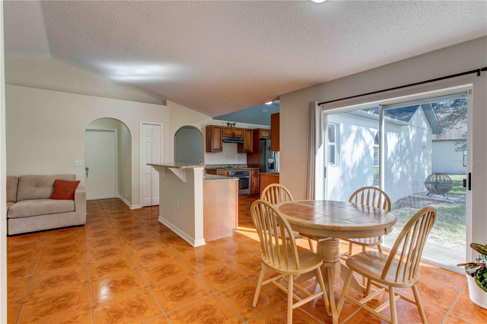 Image 5 of 23 For 762 Toulon Drive