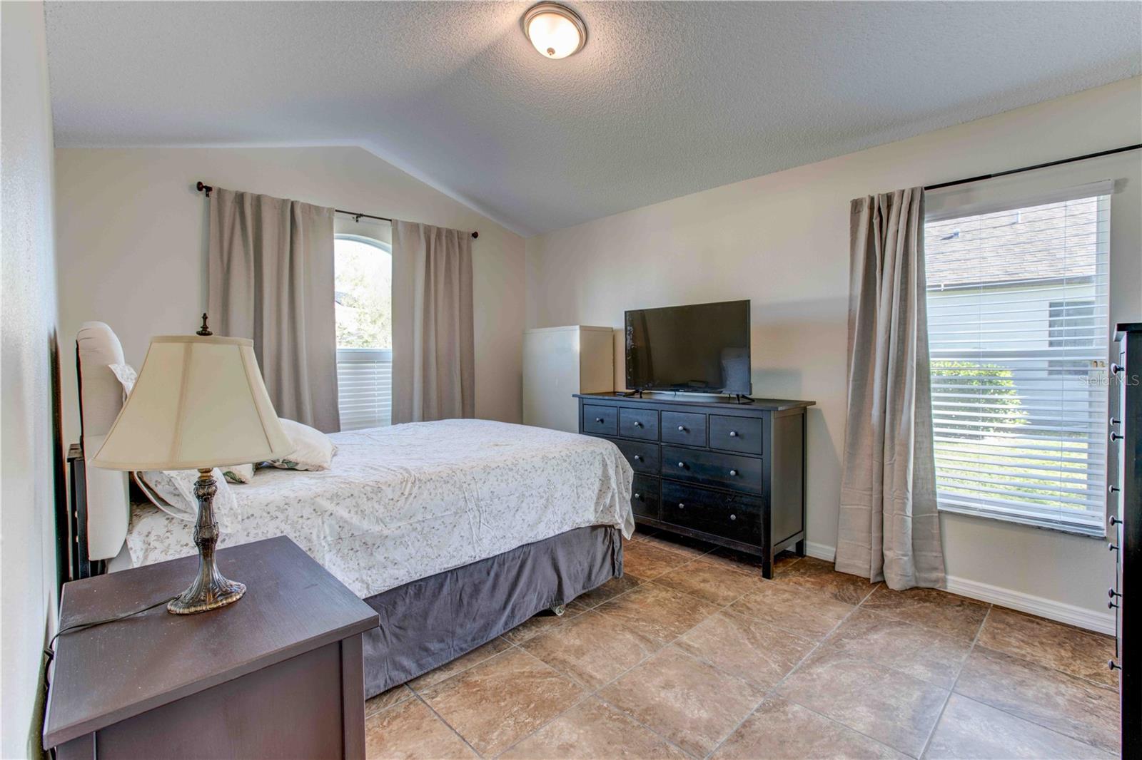 Image 8 of 23 For 762 Toulon Drive
