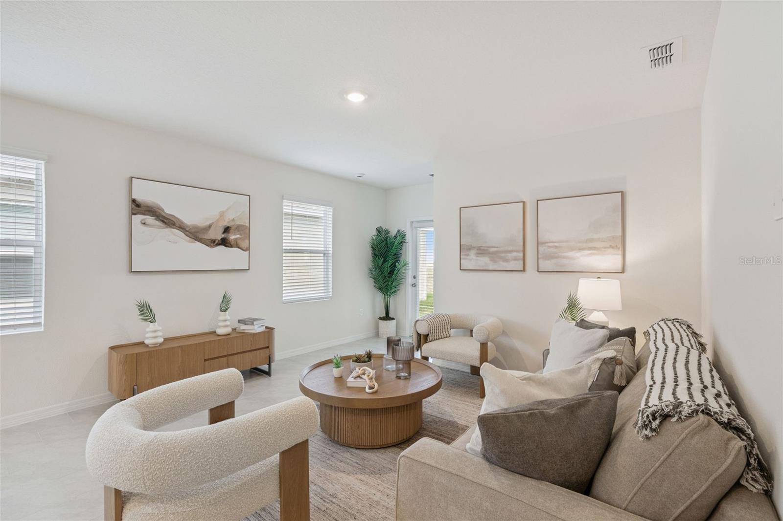 Image 12 of 27 For 802 Ambleside Drive