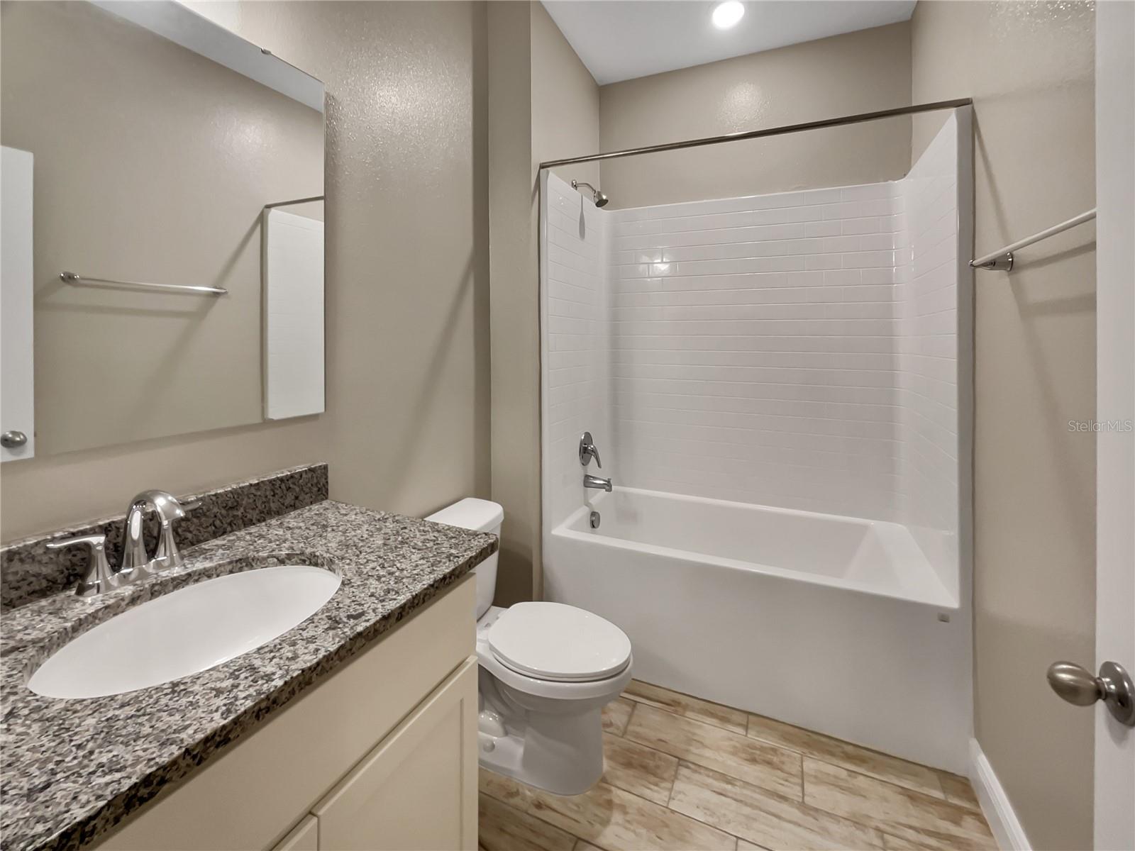 Image 18 of 22 For 1657 Marsh Pointe Drive