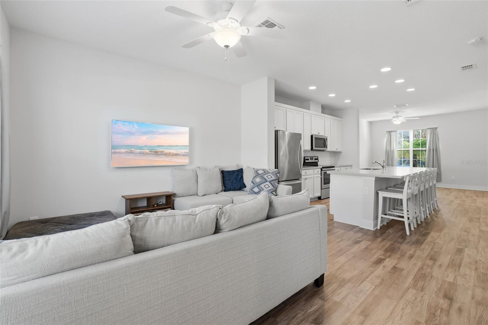 Image 12 of 42 For 15519 Honeybell Drive