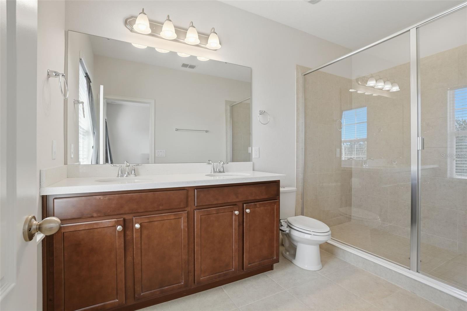 Image 20 of 42 For 15519 Honeybell Drive