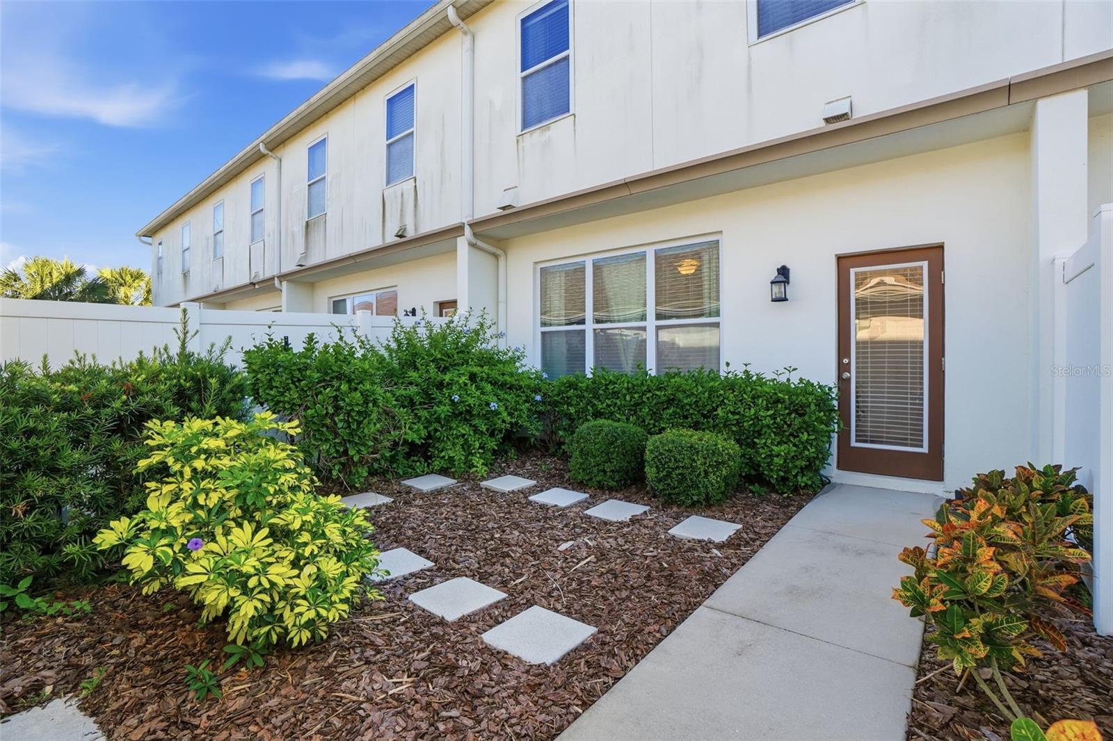 Image 28 of 42 For 15519 Honeybell Drive